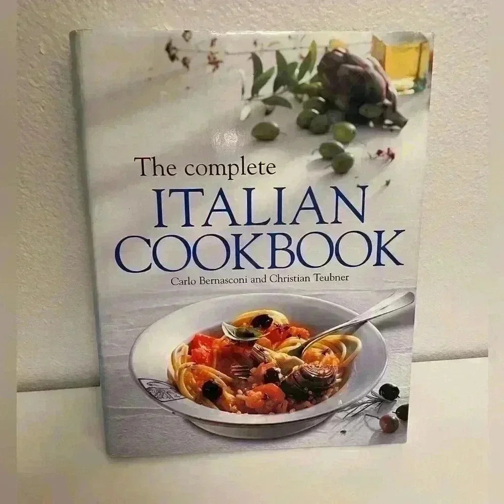The Complete Italian Cookbook.‎